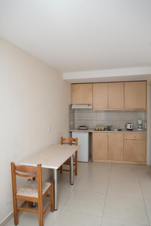 Sunset Apartments Malia  Bagian luar foto