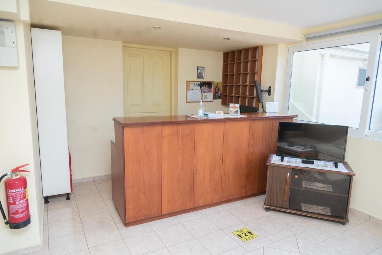 Sunset Apartments Malia  Bagian luar foto